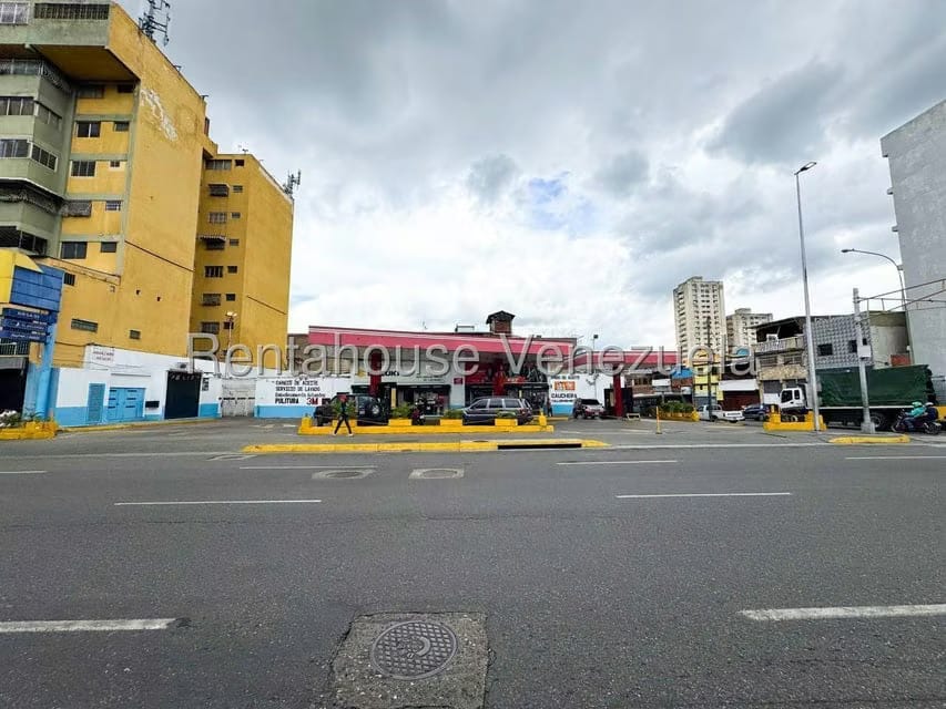 Comercial (Local Comercial) en Venta en Parroquia San Agustin, Distrito Metropolitano - 3
