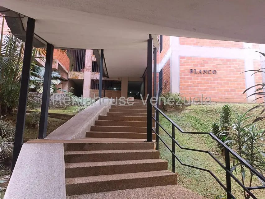 Apartamento (1 Nivel) en Alquiler en Las Salias, Miranda - 2