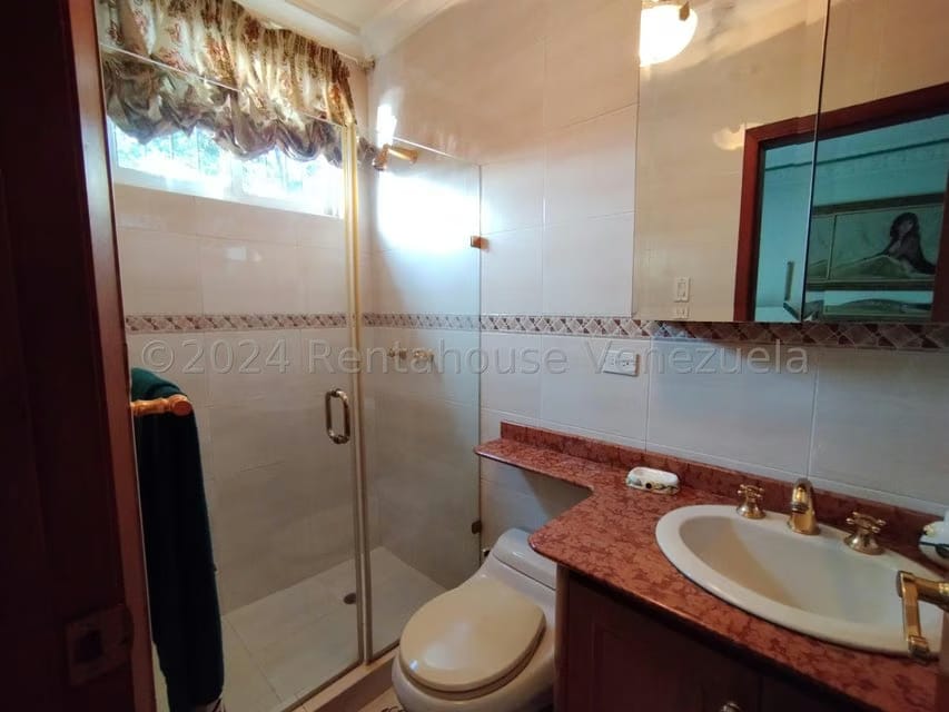 Casa (Duplex) en Venta en Macaracuay, Distrito Metropolitano - 34