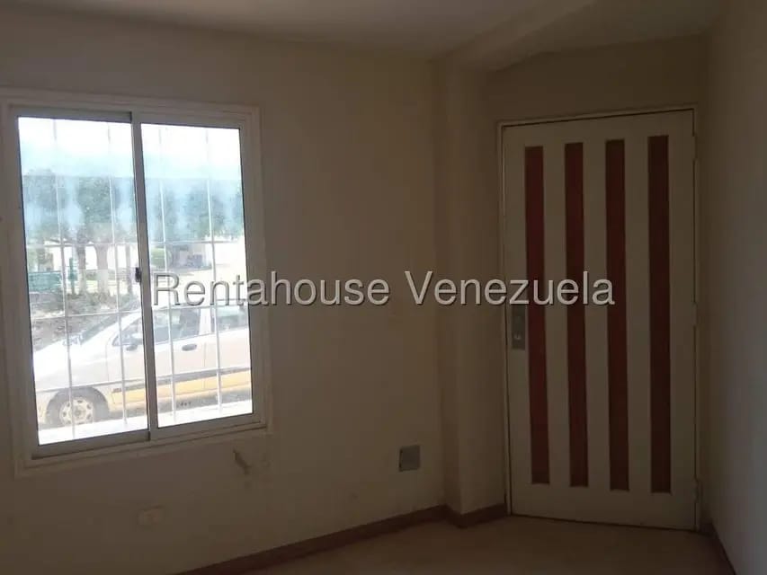 Casa (Duplex) en Venta en Los Samanes, Lara - 3