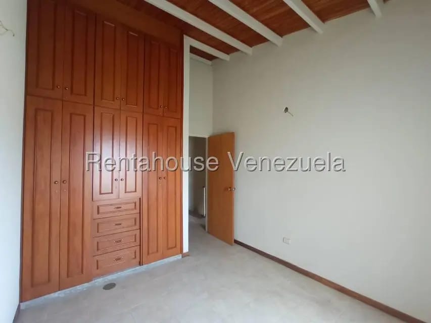 Casa (Duplex) en Venta en Los Samanes, Lara - 26