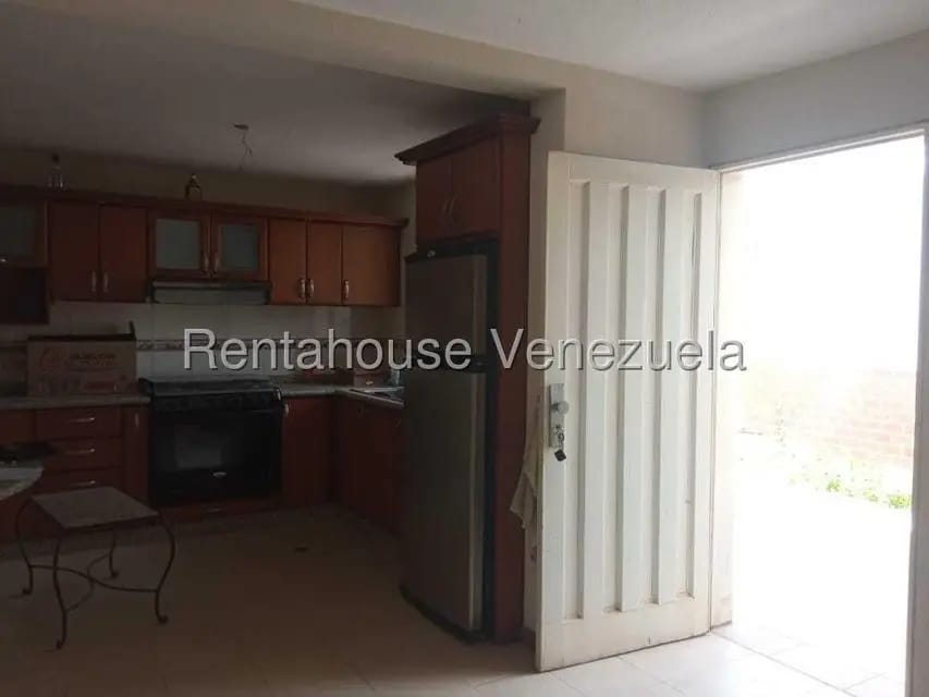 Casa (Duplex) en Venta en Los Samanes, Lara - 9