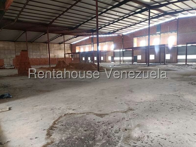 Comercial (Local Comercial) en Venta en Zona Industrial El Recreo, Carabobo - 13