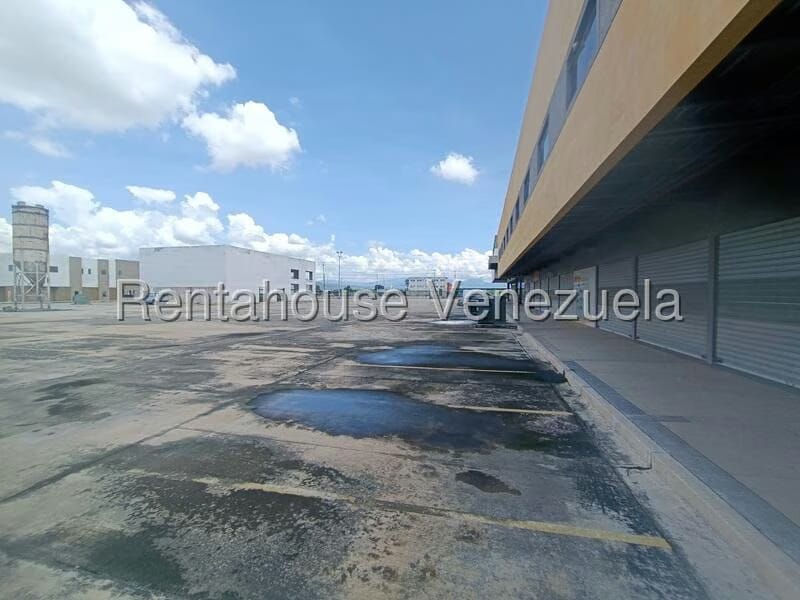 Comercial (Local Comercial) en Venta en Zona Industrial El Recreo, Carabobo - 14