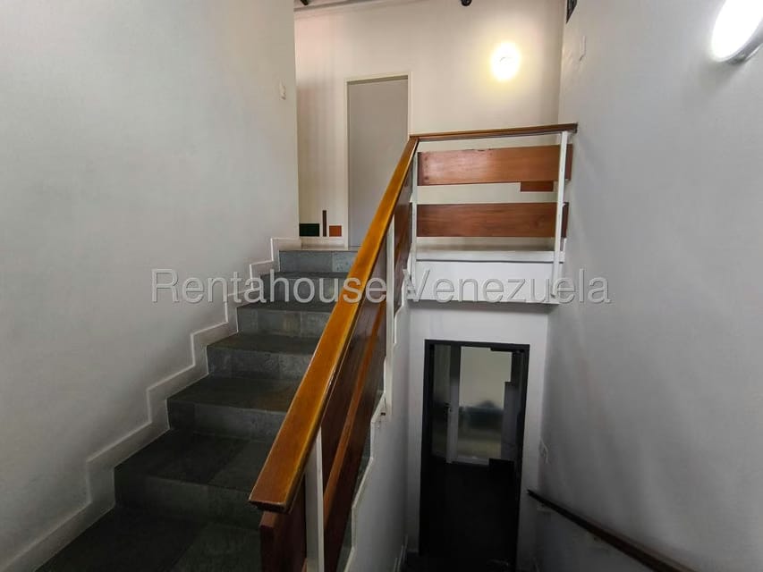 Comercial (Oficina) en Alquiler en Chuao, Distrito Metropolitano - 17
