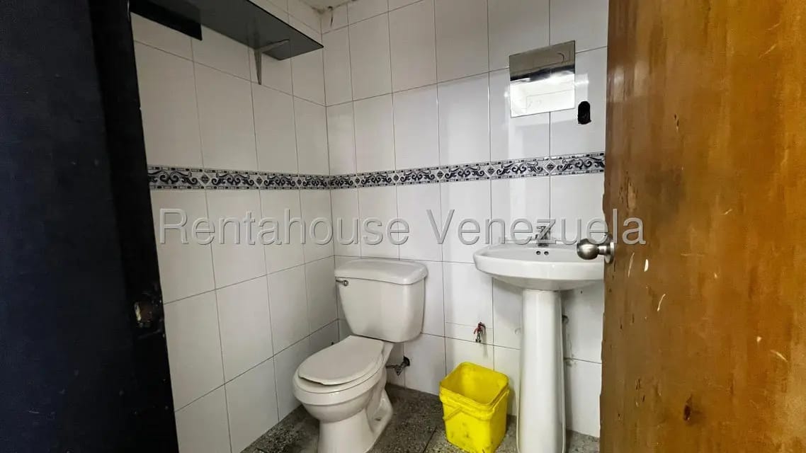 Comercial (Local Comercial) en Alquiler en Centro, Lara - 8