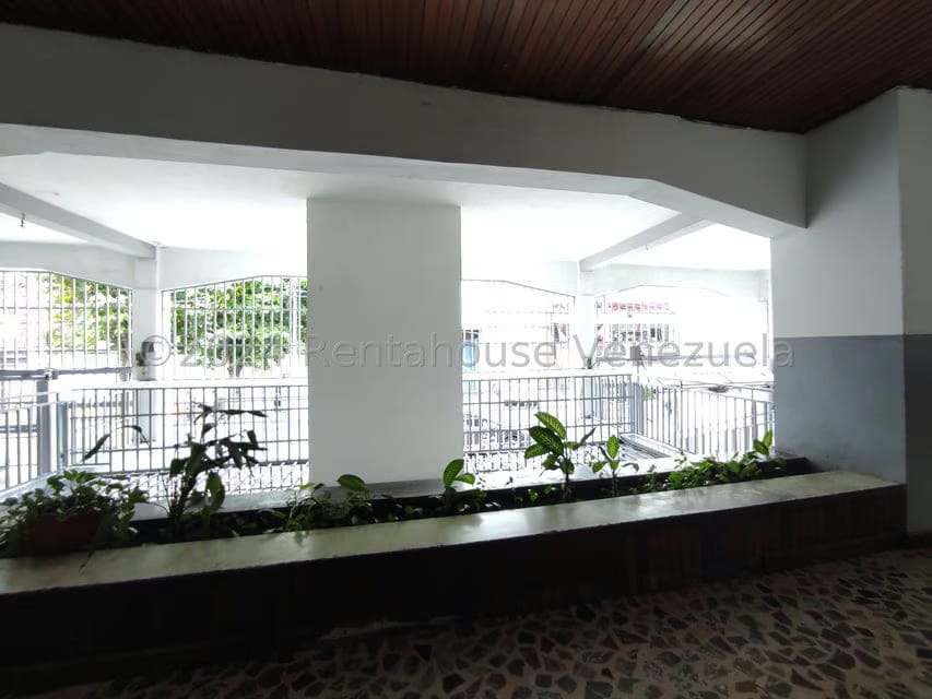 Apartamento (1 Nivel) en Venta en Zona Centro, Aragua - 3