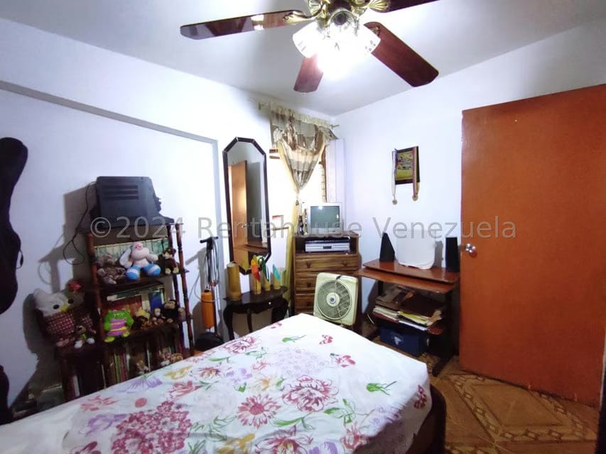 Apartamento (1 Nivel) en Venta en Zona Centro, Aragua - 24