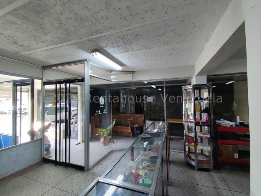 Comercial (Local Comercial) en Alquiler en Sector San Bosco, Falcon - 12