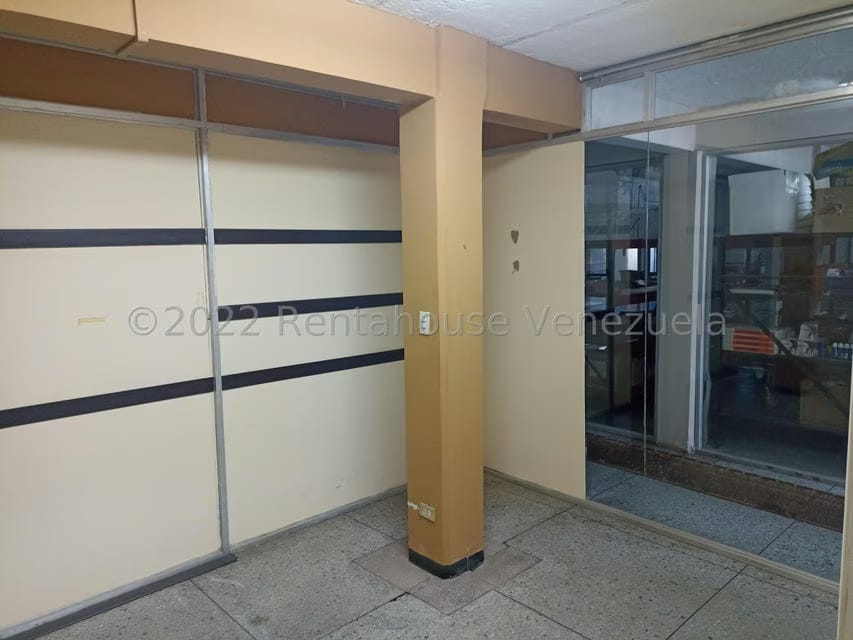 Comercial (Local Comercial) en Alquiler en Sector San Bosco, Falcon - 5