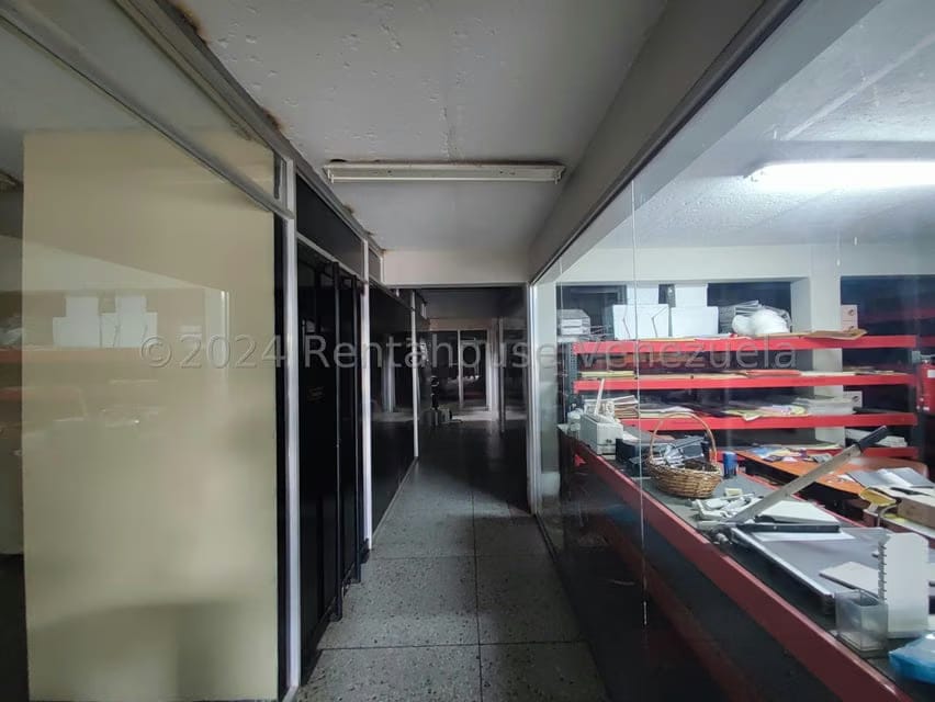 Comercial (Local Comercial) en Alquiler en Sector San Bosco, Falcon - 8