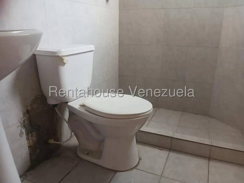 Casa (Duplex) en Venta en Las Mesetas, Miranda - 13