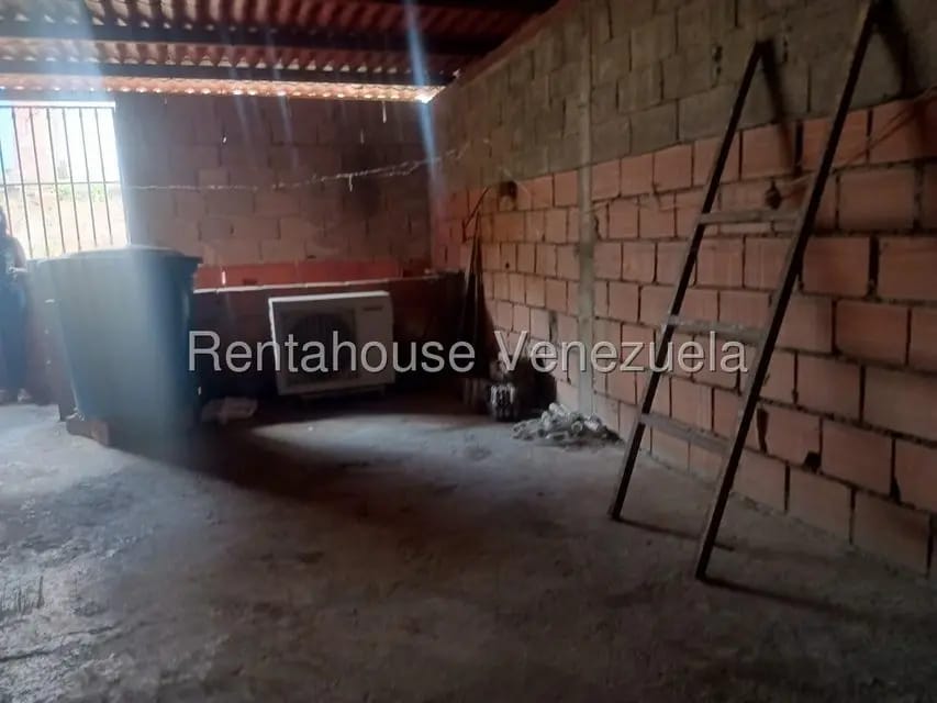 Casa (Duplex) en Venta en Las Mesetas, Miranda - 14