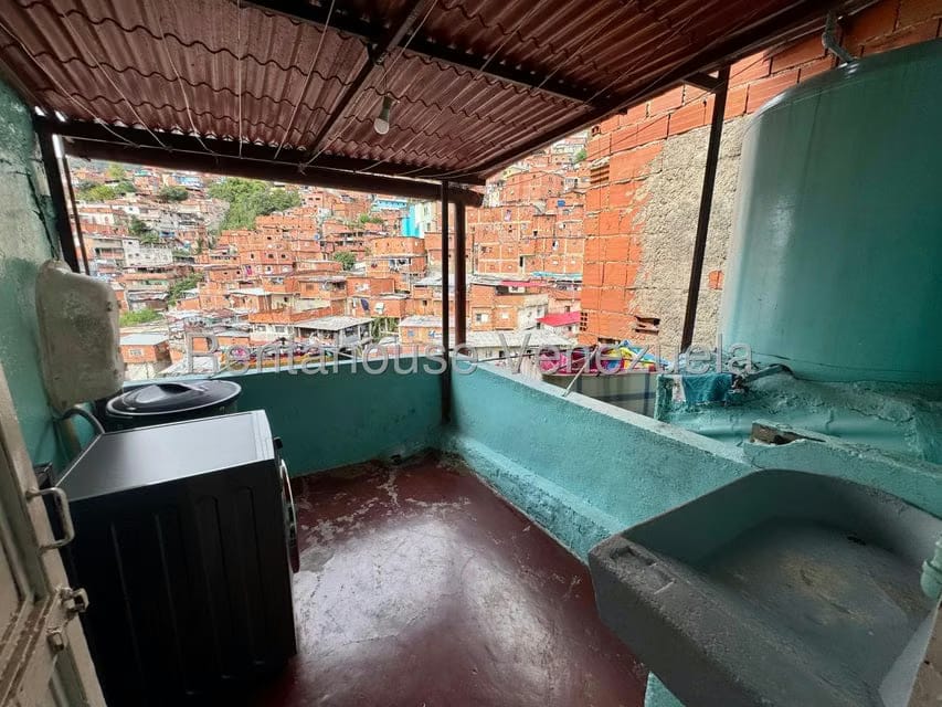 Casa (Multipes Niveles) en Venta en La Pastora, Distrito Metropolitano - 24