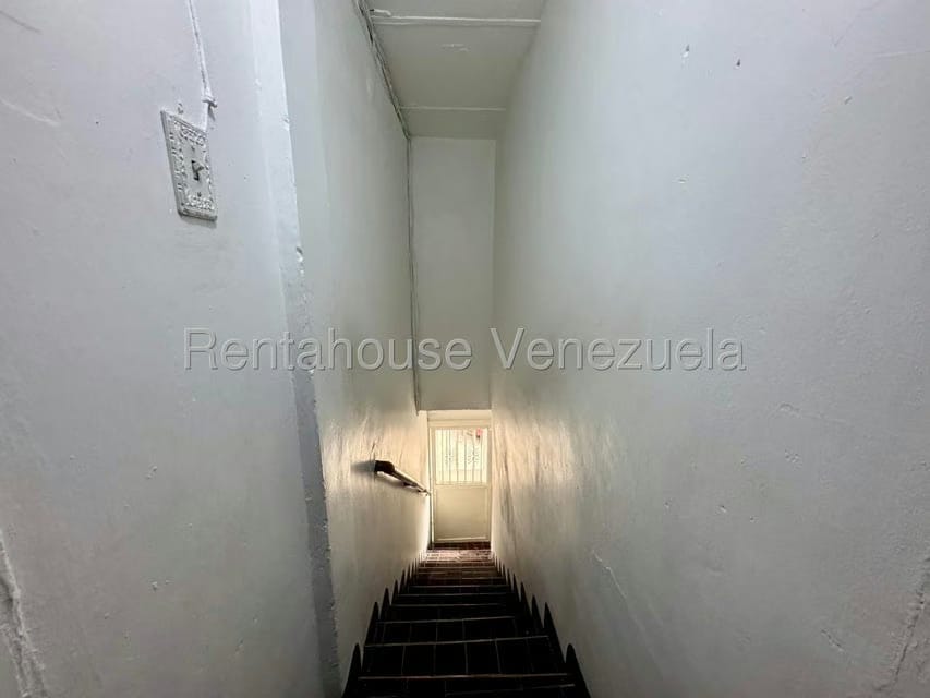 Casa (Multipes Niveles) en Venta en La Pastora, Distrito Metropolitano - 25