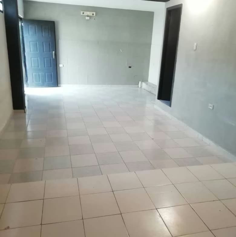 local cerca del C.C. La Esmeralda, San Diego - 3