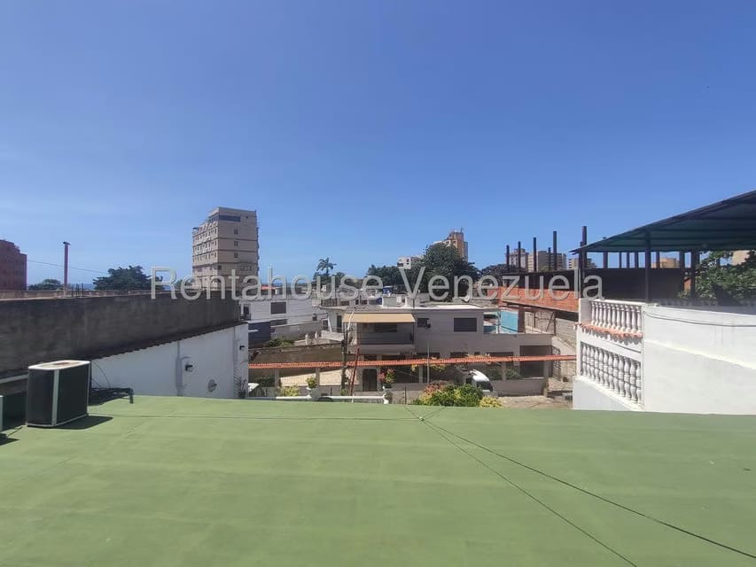 Casa (Multipes Niveles) en Venta en La Atlantida, Vargas - 18