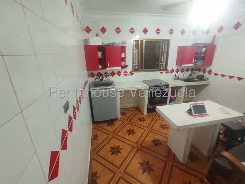 Casa (Multipes Niveles) en Venta en La Atlantida, Vargas - 6