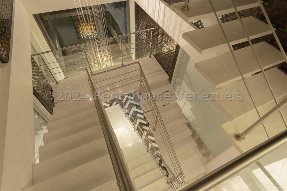 Casa (1 Nivel) en Venta en La Floresta, Distrito Metropolitano - 29