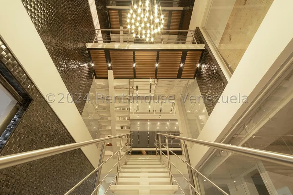 Casa (1 Nivel) en Venta en La Floresta, Distrito Metropolitano - 4