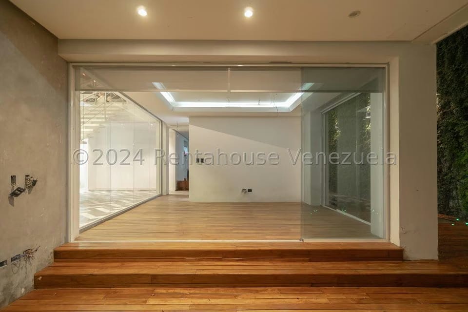 Casa (1 Nivel) en Venta en La Floresta, Distrito Metropolitano - 45
