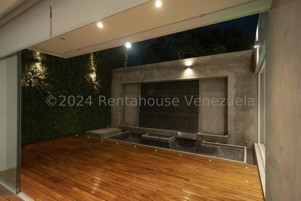 Casa (1 Nivel) en Venta en La Floresta, Distrito Metropolitano - 46