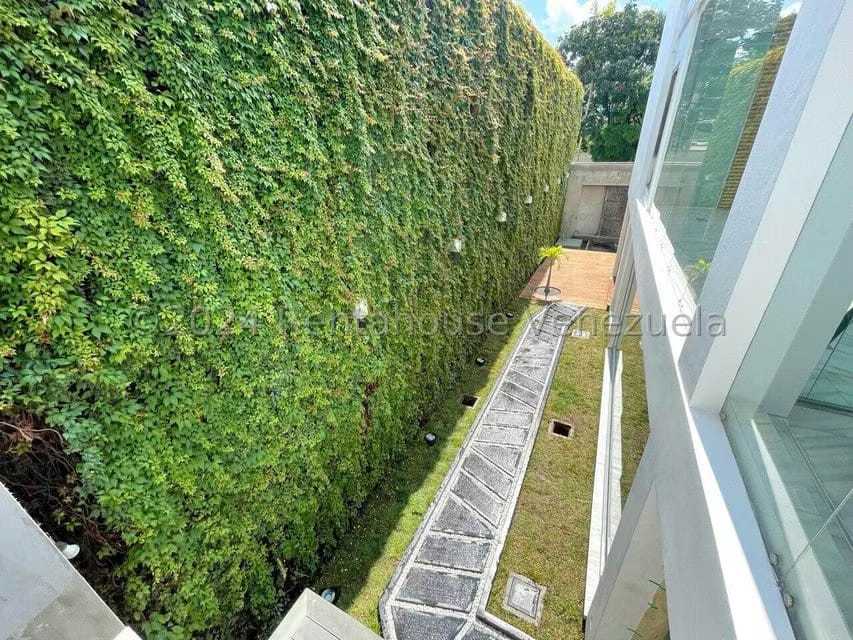 Casa (1 Nivel) en Venta en La Floresta, Distrito Metropolitano - 90