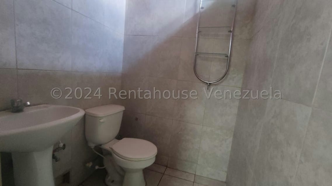 Comercial (Local Comercial) en Venta en Centro, Lara - 12