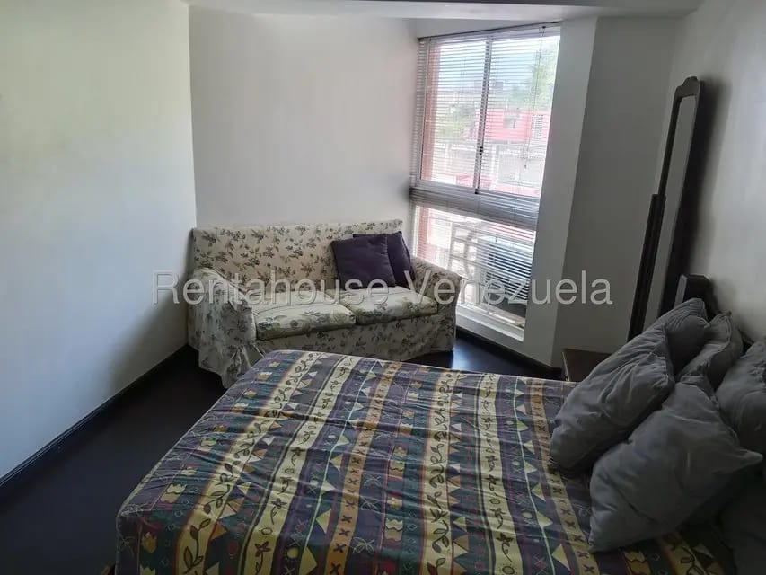Apartamento (1 Nivel) en Alquiler en Santa Monica, Distrito Metropolitano - 13
