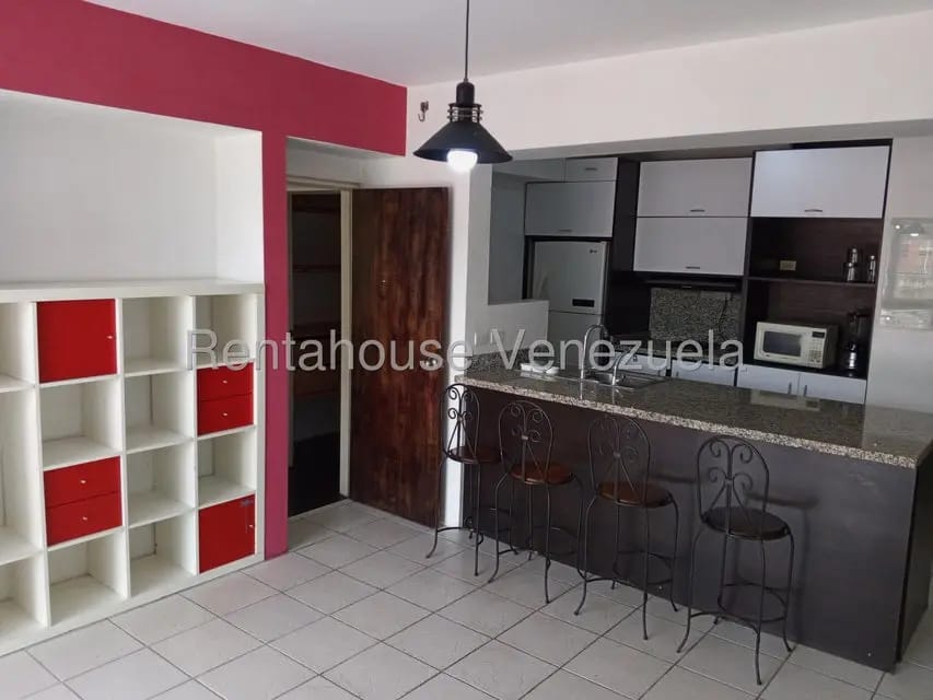 Apartamento (1 Nivel) en Alquiler en Santa Monica, Distrito Metropolitano - 5