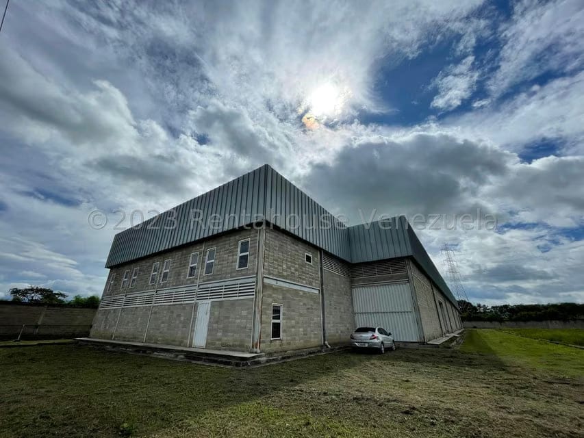 Comercial (Galpon - Deposito) en Venta en Urbanizacion Industrial Santa Cruz, Aragua - 45