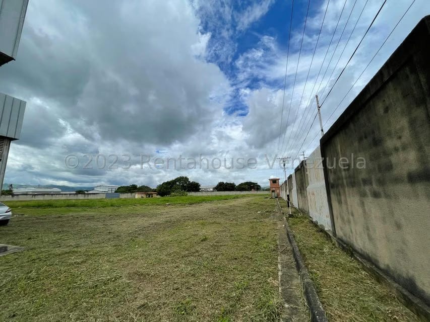 Comercial (Galpon - Deposito) en Venta en Urbanizacion Industrial Santa Cruz, Aragua - 6
