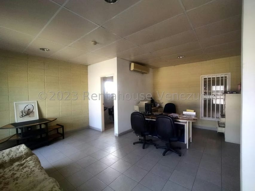 Comercial (Galpon - Deposito) en Venta en Urbanizacion Industrial Santa Cruz, Aragua - 68