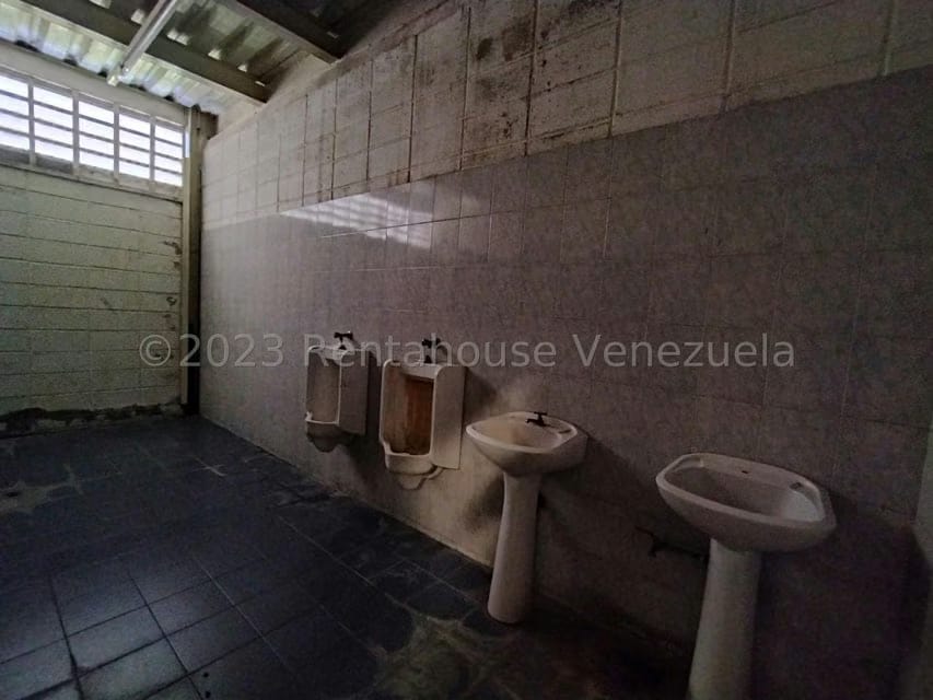 Comercial (Galpon - Deposito) en Venta en Urbanizacion Industrial Santa Cruz, Aragua - 86