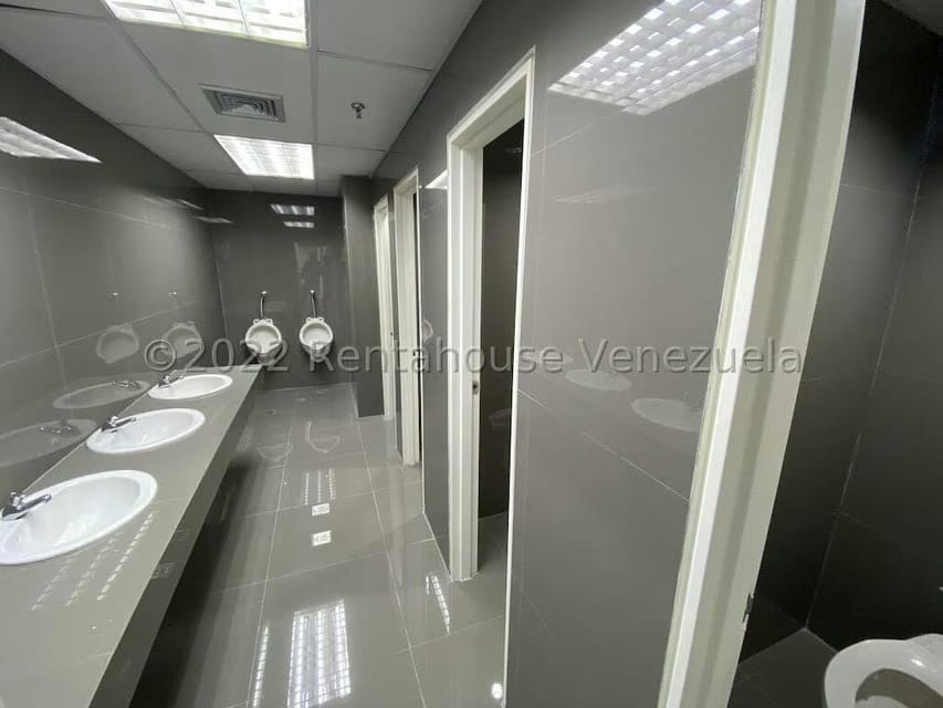 Comercial (Oficina) en Venta en El Bosque, Distrito Metropolitano - 7