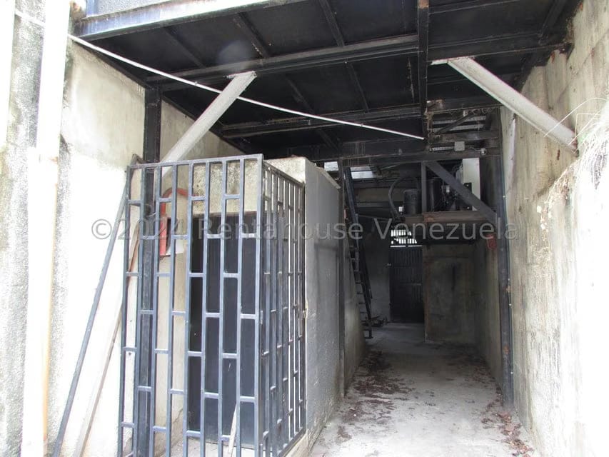 Comercial (Edificio) en Venta en El Llanito, Distrito Metropolitano - 40