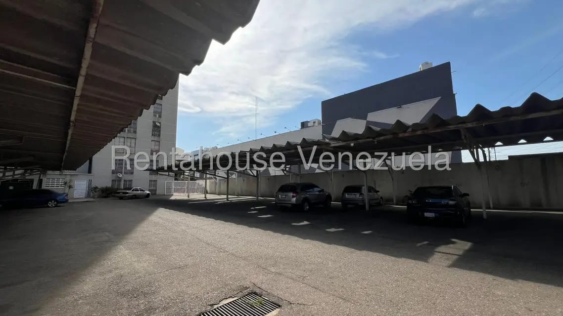 Apartamento (1 Nivel) en Alquiler en La Trinidad, Zulia - 27