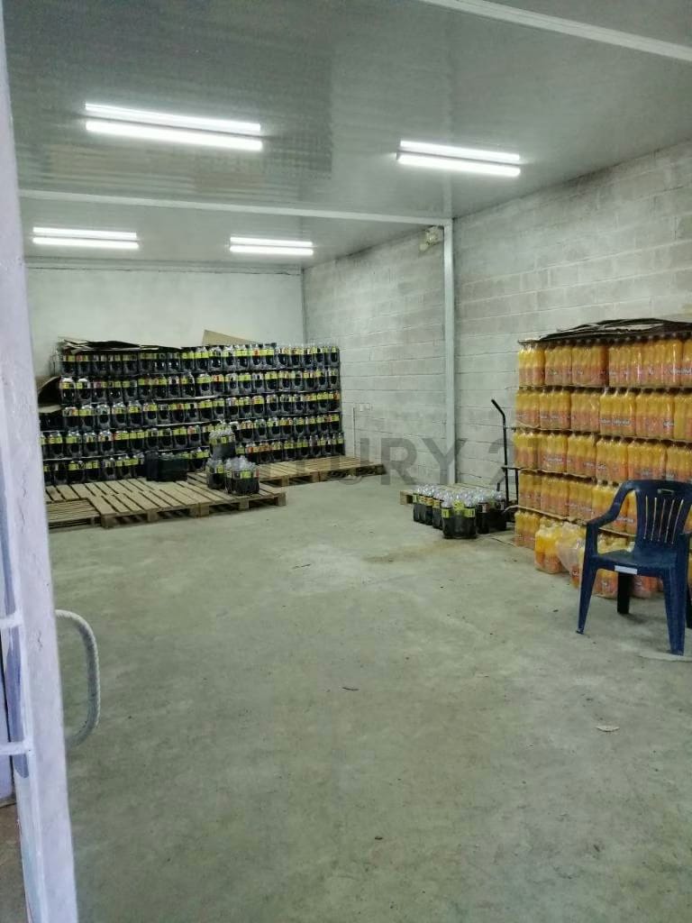 Galpones en venta Cumana Estado Sucre a puerta de avenida rotaria - 5