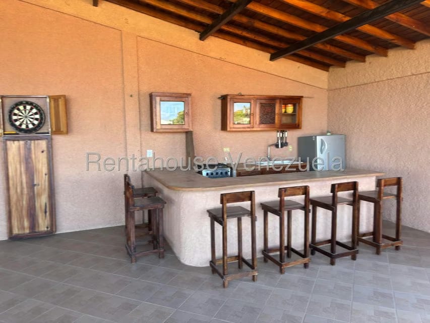 Casa (1 Nivel) en Venta en Playa El Agua, Nueva Esparta - 11