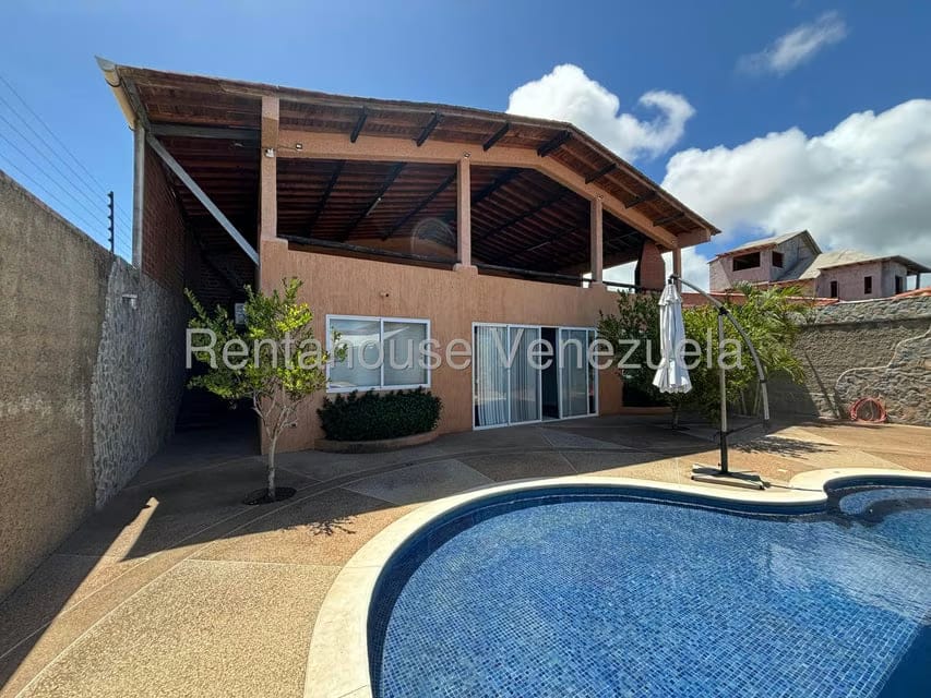 Casa (1 Nivel) en Venta en Playa El Agua, Nueva Esparta - 21