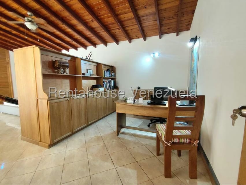 Casa (1 Nivel) en Venta en Playa El Agua, Nueva Esparta - 24