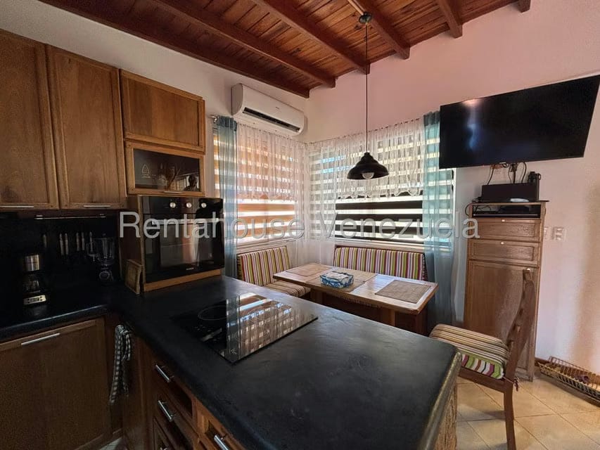 Casa (1 Nivel) en Venta en Playa El Agua, Nueva Esparta - 6