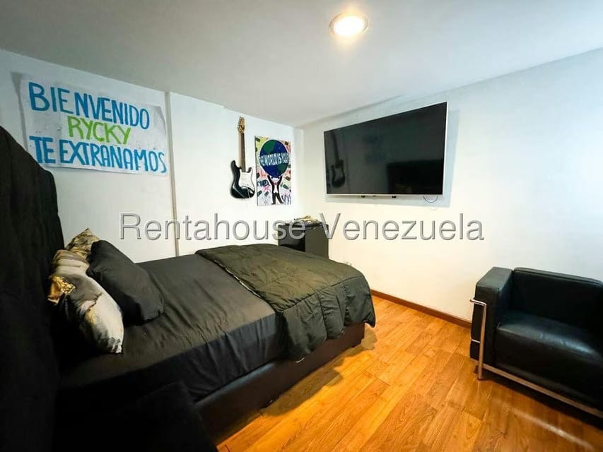Apartamento (Multiples Niveles) en Venta en Campo Alegre, Distrito Metropolitano - 12