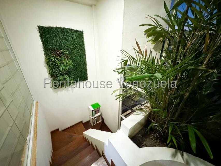 Apartamento (Multiples Niveles) en Venta en Campo Alegre, Distrito Metropolitano - 16