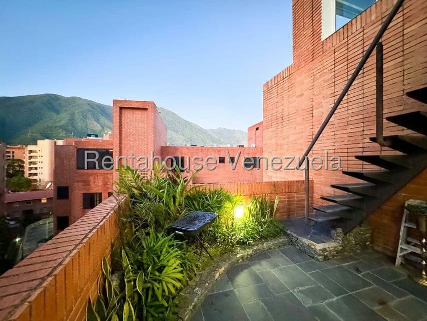 Apartamento (Multiples Niveles) en Venta en Campo Alegre, Distrito Metropolitano - 19