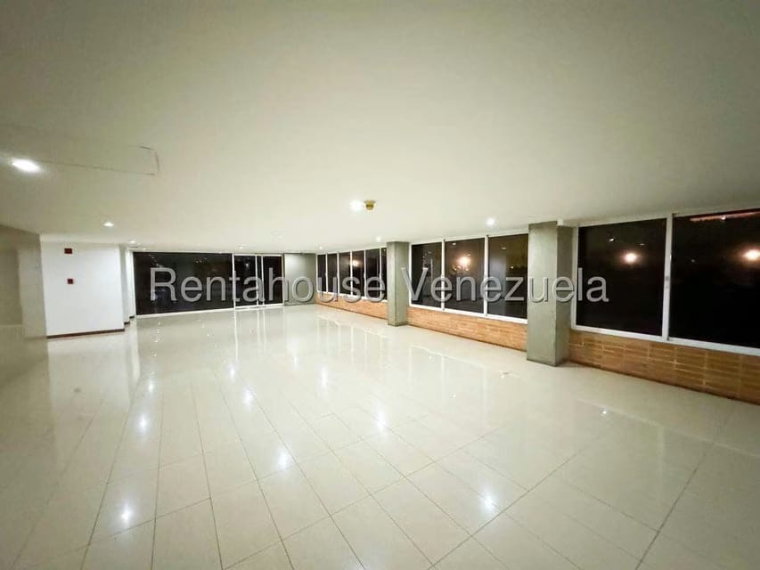 Apartamento (Multiples Niveles) en Venta en Campo Alegre, Distrito Metropolitano - 22