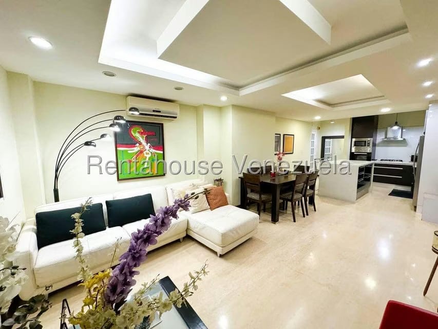 Apartamento (Multiples Niveles) en Venta en Campo Alegre, Distrito Metropolitano - 9