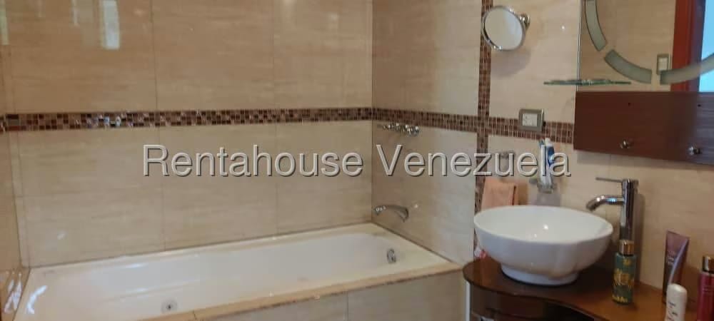Casa (Duplex) en Venta en Pan de Azucar, Miranda - 24