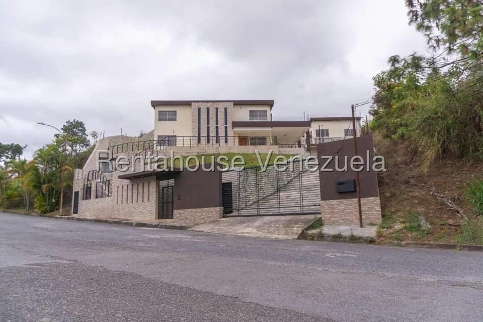 Casa (Duplex) en Venta en Pan de Azucar, Miranda - 4