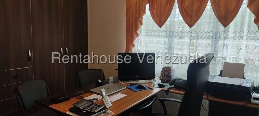 Casa (Duplex) en Venta en Pan de Azucar, Miranda - 84